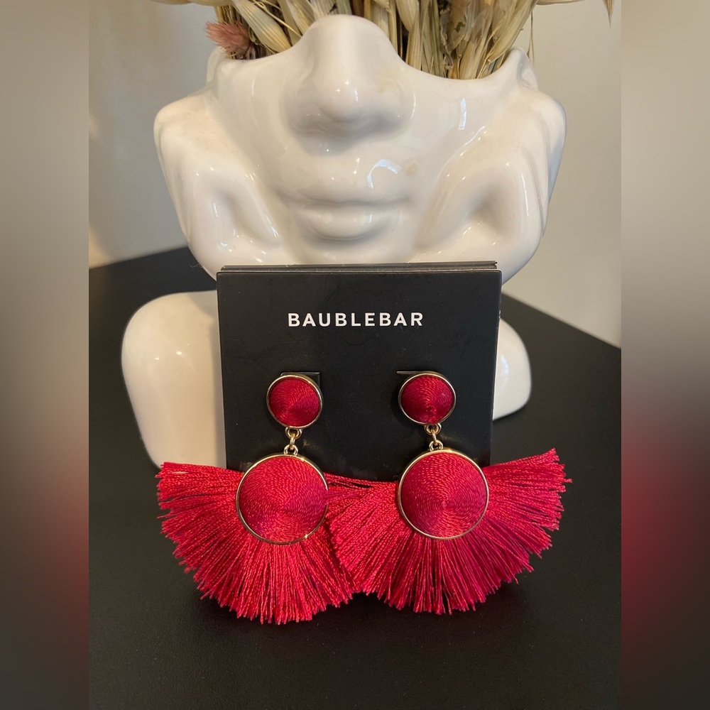 Baublebar read earrings